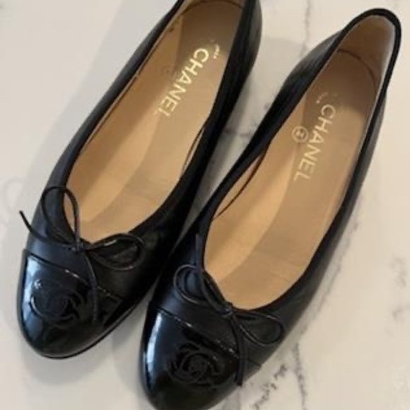 Chanel Flats - Picture 1 of 2